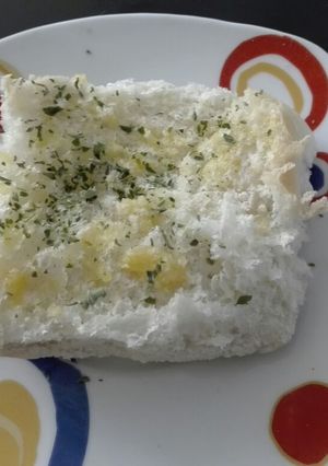 Una foto de Un pan al ajo crujiente