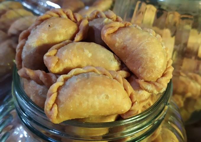 Resep Pastel Abon Mini Oleh Rifa Rinkaro - Cookpad