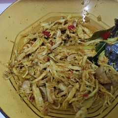 รูปของ Ayam suwir kuning