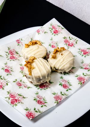 Una foto de Alfajores de Nuez
