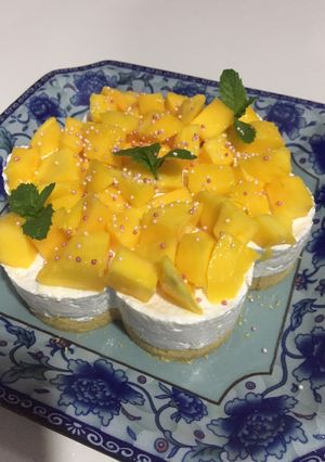 A picture of Mango paneer cake ❤️.