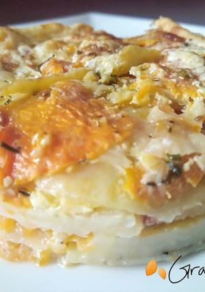 Une photo de Gratin de pommes de terres et courge butternut