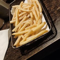 A picture of Fries.