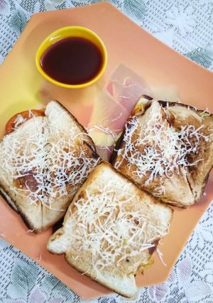 A picture of Maggi Sandwiches.