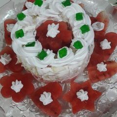 A picture of Creamy fruit salad.