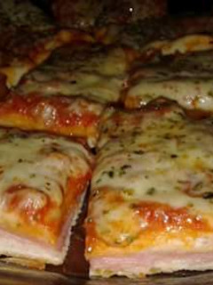 Una foto de Pizza rellena