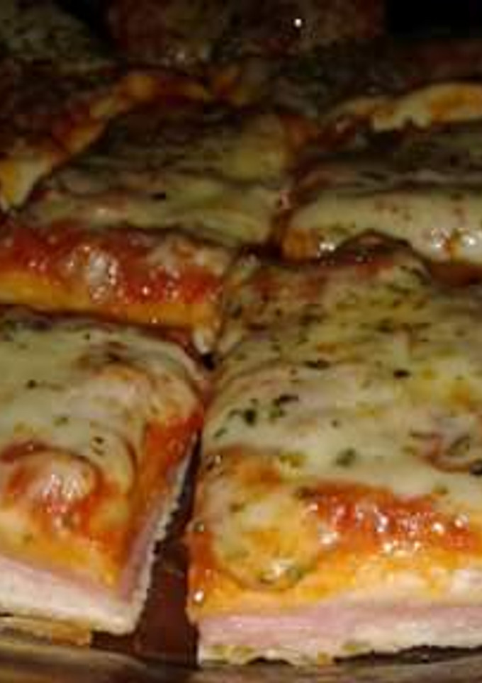 Una foto de Pizza rellena