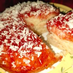 A picture of Honey Cake.