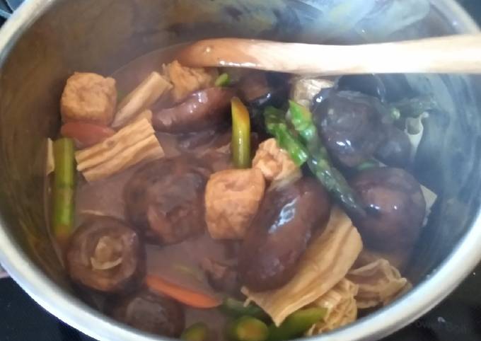 Braised Tofu & Vegetables Recipe