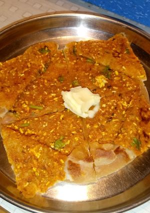 દહીં પરાઠાં (Dahi Paratha Recipe In Gujarati) રેસીપી મુખ્ય ફોટો