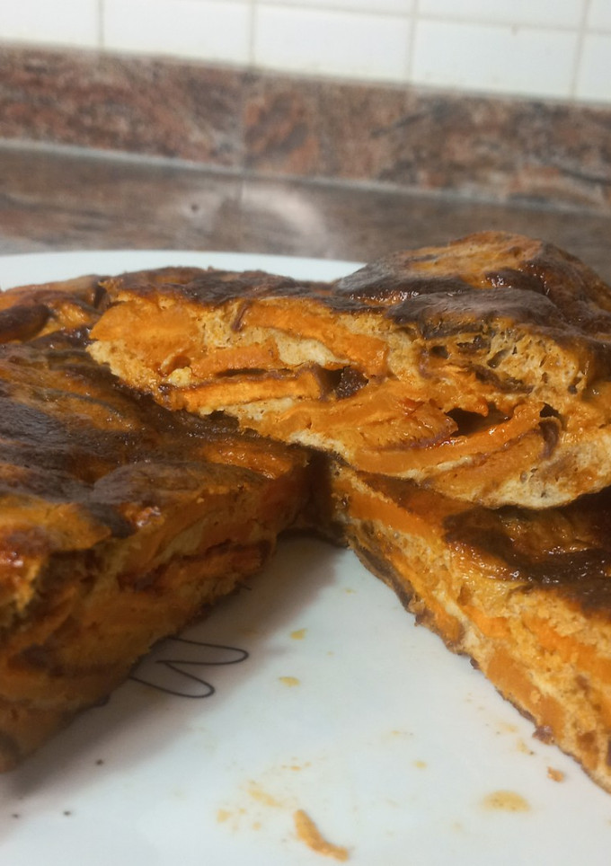 Una foto de Tortilla de sobrasada y boniato 🍴
