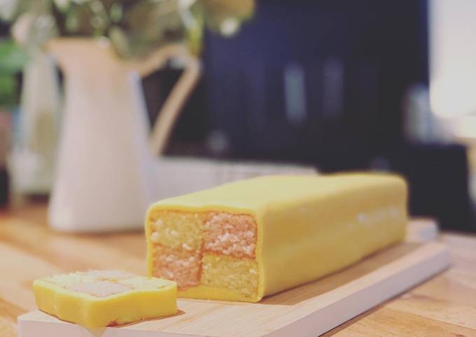 Recipe of Perfect Battenburg Cake (gluten free) 🧈