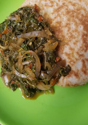 A picture of Spinach sauce.