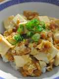 Mock Katsudon (Tofu and Tempura Flake Rice Bowl)