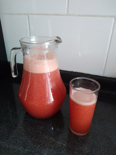 Una foto de Jugo de frutillas