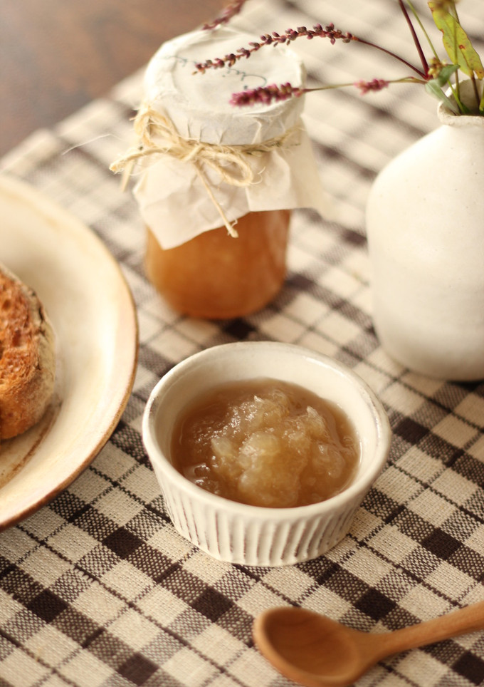 A picture of Pear and Fenugreek Jam.