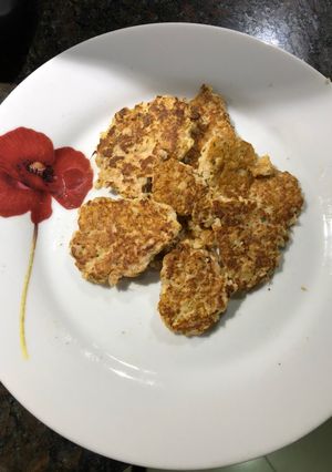 Una foto de Bocaditos de atún y arroz yamaní