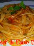 Linguine con Pasta di Acciuga e Pomodorini Freschi
