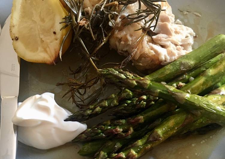 Recipe of Homemade Lemon and Rosemary Chicken with Asparagus