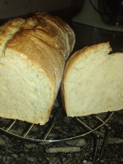 Una foto de Pan casero rápido sin balanza🍞