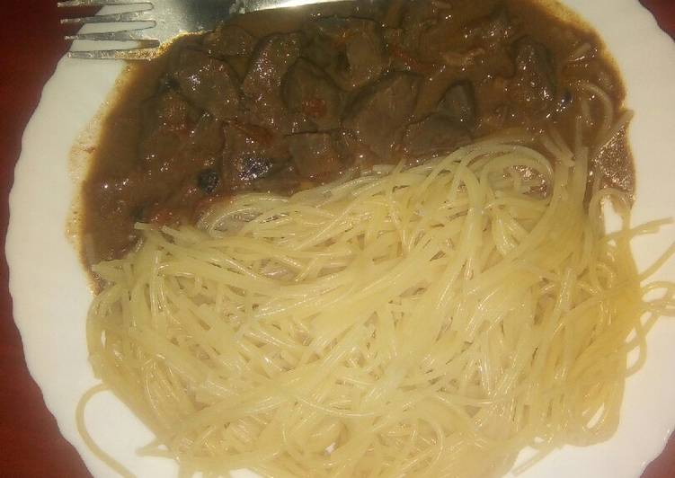 Recipe of Homemade Spaghetti and Liver stew
