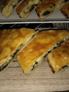 صورة لوصفة فطيرة بالسلق والدجاج
