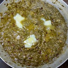 A picture of Saag.