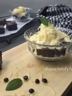 Foto resep Fudge Brownies Keto with Cream Cheese Sauce #ketopad_cp_cheese