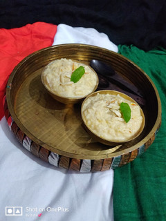 રાઈસ ખીર (ગોળ વાળી) (Rice Kheer Recipe In Gujarati) રેસીપી મુખ્ય ફોટો