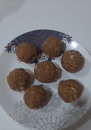 A picture of Churma ladoo (non-fried).