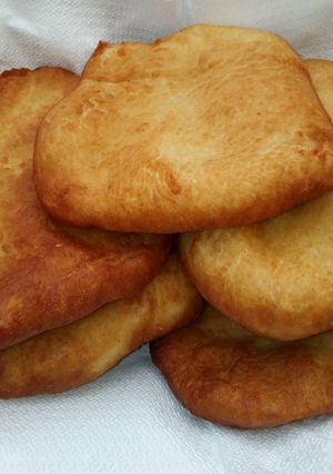 A picture of Gurasa.