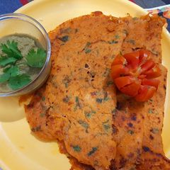 A picture of Tomato dosa.