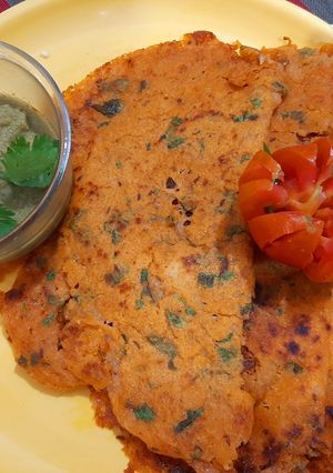 A picture of Tomato dosa.