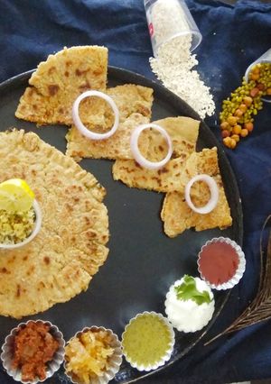 A picture of Sprouts veg curd stuffed paratha of Oats.