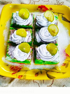 A picture of Lemon Shortbread Bars.