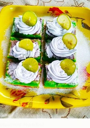 A picture of Lemon Shortbread Bars.
