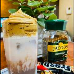 قهوه دالگونا (Dalgona coffee) রেসিপির প্রধান ছবি
