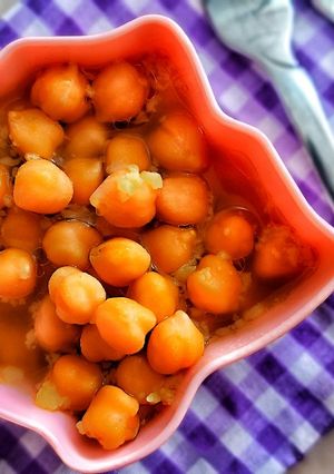عکسی از دستور لب لبی