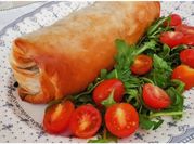Una foto de strudel salado