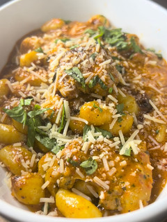 A picture of Tuscan chicken.