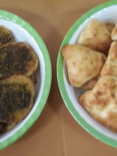 صورة لوصفة معجنات (زيت وزعتر،جبنة بيضا)