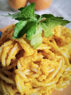 Φωτογραφία της συνταγής Vegan μακαρόνια με σάλτσα καρότου