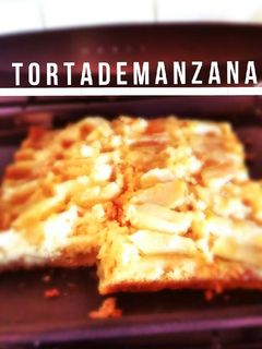 Una foto de Torta de Manzana verde rápida