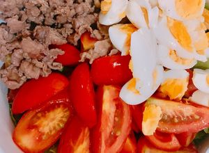 Hình của món Xà lách trộn thịt bò.