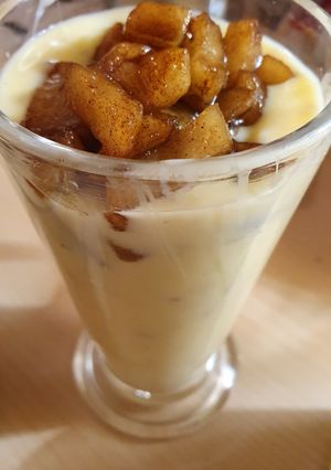 Vaníliás zabpuding fahéjas almával recept fotója