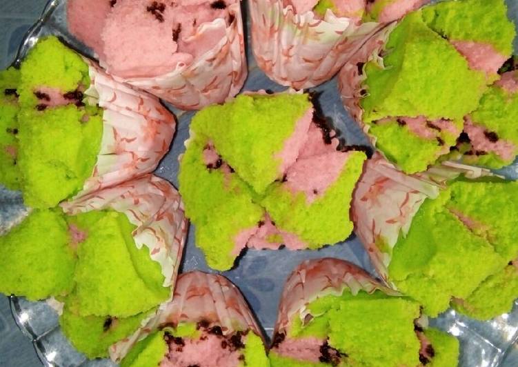 Bolu Kukus Vanila Green Pink