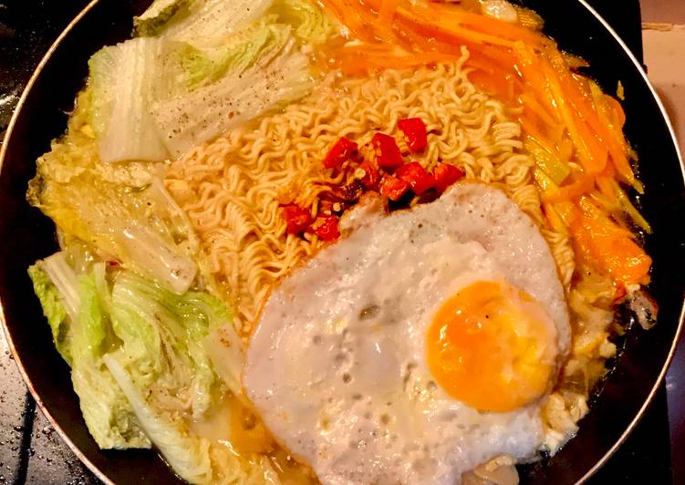 Langkah Mudah untuk Membuat Indomie Ramyeon yang Bikin Ngiler