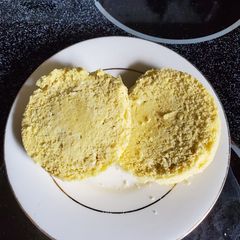 A picture of 90 second keto bread.