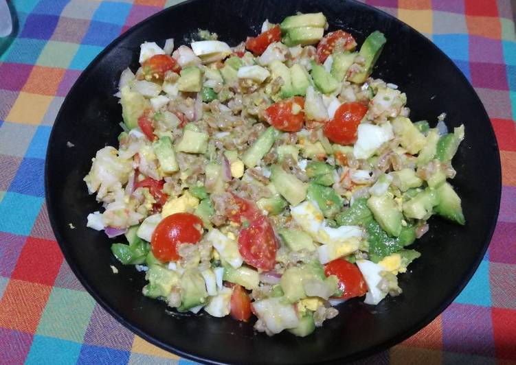 Insalata di farro con avocado