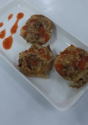 A picture of Cheesy potato stacks#teamcontest#supersnackers#snacksrecipe.